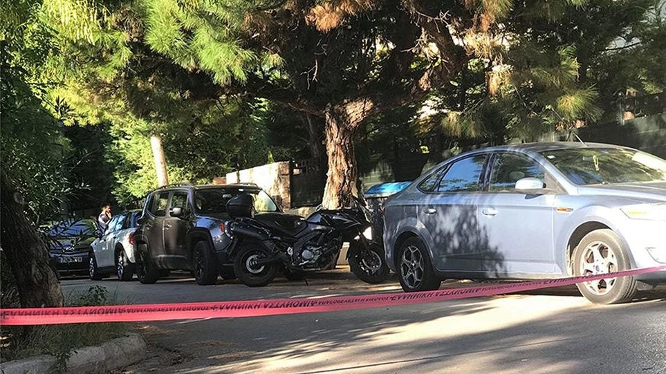 Έγκλημα στην Κηφισιά: Σπαραγμός από τη μάνα της 33χρονης που δολοφονήθηκε